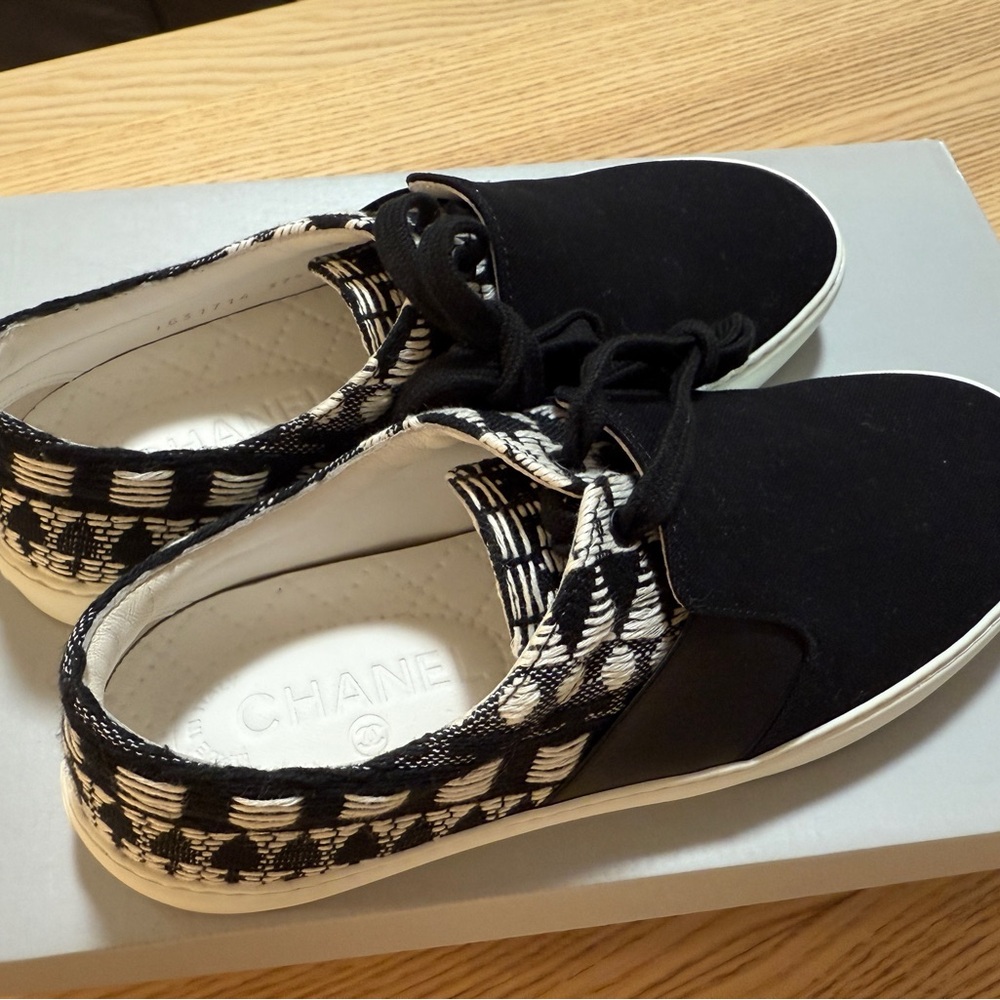 CHANEL Canvas Sneakers Size 37.5